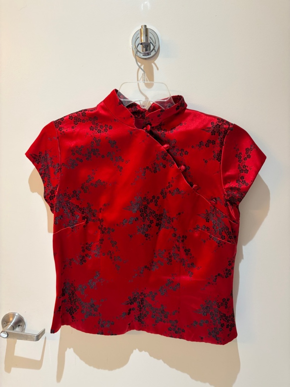 Xscape Red Satin Mandarin-Collar Floral Blouse